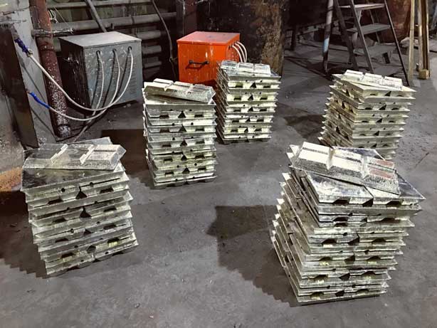 Олово в чушках.JPG